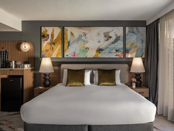 Superior Room, 1 Queen Bed