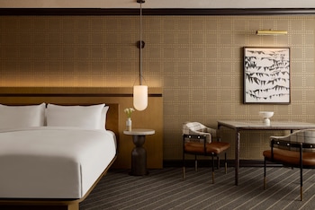 Junior Suite, 1 King Bed (Park, Fireplace)