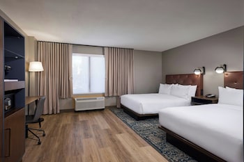 Standard Room, 2 Queen Beds (Hearing Accessible)