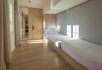 Family Room, Terrace