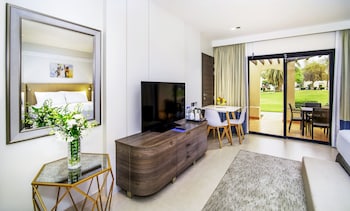 Villa, 1 Bedroom, Terrace including complimentary access to Cobra Water Slide