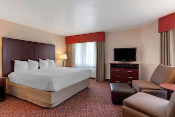 Standard Room, 1 King Bed, Non Smoking, Refrigerator & Microwave