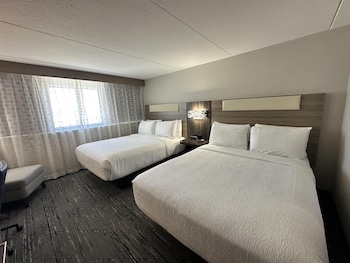 Standard Room, 2 Queen Beds, Non Smoking