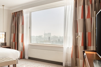 Deluxe Room, 1 King Bed
