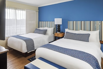 Suite, 2 Bedrooms, Bay View (King/Two Full beds, Partial Bay View)