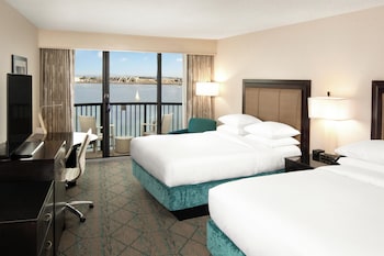 Superior Room, 2 Queen Beds, Balcony, Harbor View