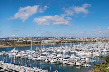 Superior Room, 2 Queen Beds, Balcony, Marina View