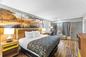 Standard Room, 1 King Bed, Non Smoking