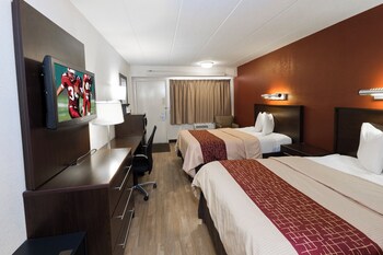 Deluxe Room, 2 Double Beds (Smoke Free)