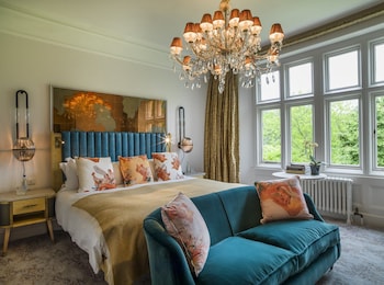 Marvellous Room