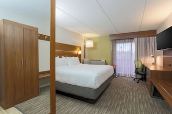 Standard Room, 1 King Bed