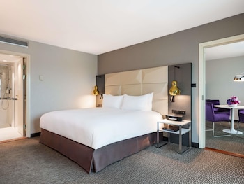 Suite (Pilsudski Square View)