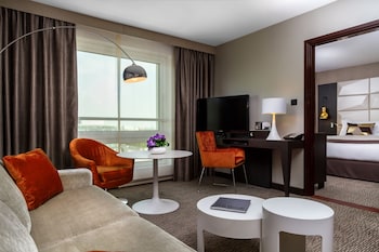 Junior Suite, 1 King Bed with Sofa bed (Separate Living room)