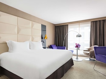 Classic Room, 1 King Bed (Pilsudski Square View)