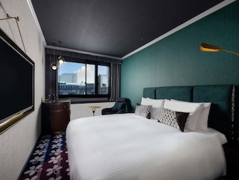 Superior Room with 1 King Size Bed, Non Smoking