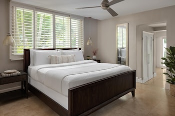 Island Village One Bedroom Walkout Butler Villa Suite w/ Private Pool (VPP)