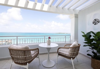 East Bay Honeymoon Beachfront Butler Suite (BP)