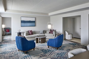 Presidential Suite, 1 King Bed with Sofa bed