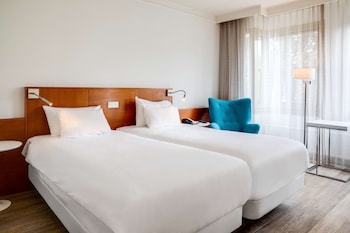 Superior Room (Extra Bed 2 adults + 1 child)