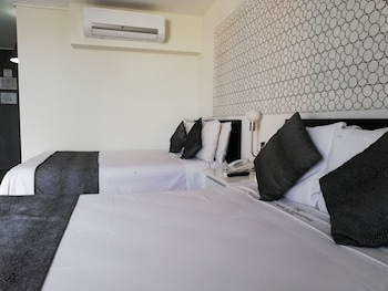 Basic Room, 2 Double Beds