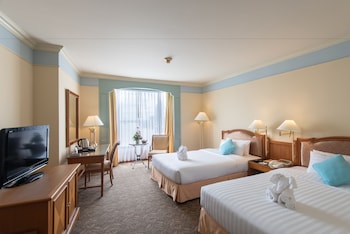 Premier Room, 2 Twin Beds, River View