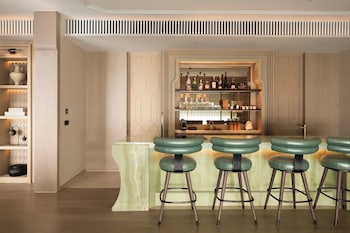 Rattanakosin Suite 1 King, High Floor, Park View, Club Access