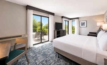 Room, 1 Bedroom, Accessible, Bathtub (Mobility & Hearing)