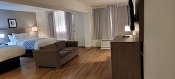 Suite, 2 Double Beds, Non Smoking (Upgrade)