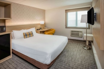 Standard Room, 1 Queen Bed