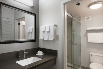 Room, 2 Queen Beds (Hearing Accessible)