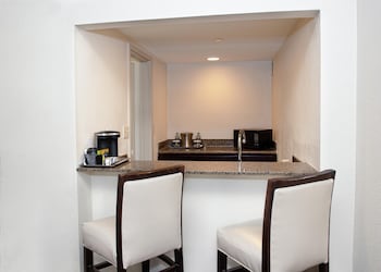 Suite, 1 Double Bed (Parlor)