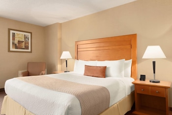Comfort Room, 1 King Bed, Non Smoking
