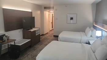 Standard Room, 2 Double Beds, Accessible Bathtub