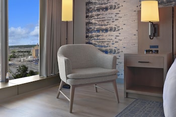 Room, 1 King Bed, Hearing Accessible (Hearing)