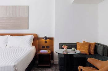 Standard Room, 1 King Bed, Accessible
