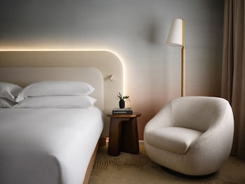 Premium Room (2 King Beds)