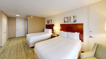 Room, 2 Double Beds (Mobility Accessible, Tub)