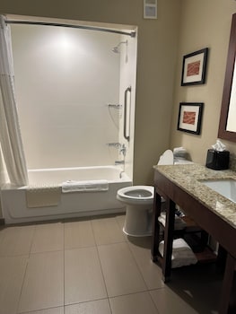 Studio, 1 King Bed, Non Smoking, Kitchenette