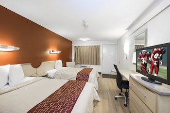 Deluxe Room, 2 Double Beds (Smoke Free)