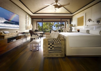 Room, 1 King Bed, Garden View