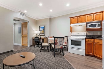 Suite, 1 King Bed, Kitchen, Courtyard View (Living Room;with Sofabed)