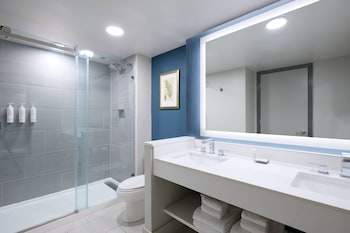Suite, 1 Bedroom, Tower (Waterfront, Sanibel Tower)