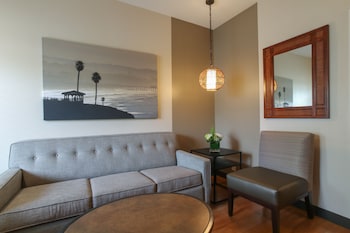 Pool View King Suite Sleeper Sofa