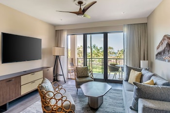 1 Bedroom 2 Doubles Suite