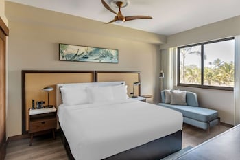 2 Bedroom 1 King 2 Doubles Suite 5 TVS