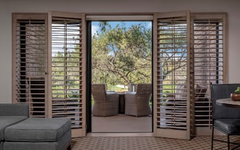 Studio Suite with Firepit
