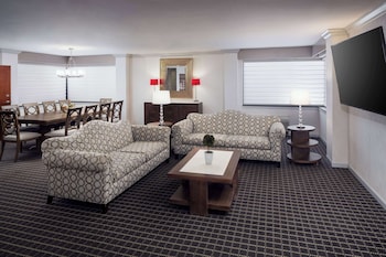 Suite, 1 King Bed