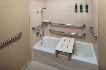 Room, 1 King Bed, Accessible
