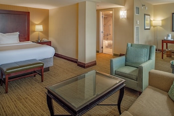 Premium Room, 1 King Bed, Balcony (Interior Balcony)