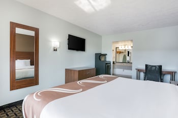 Standard Room, 1 King Bed, Non Smoking